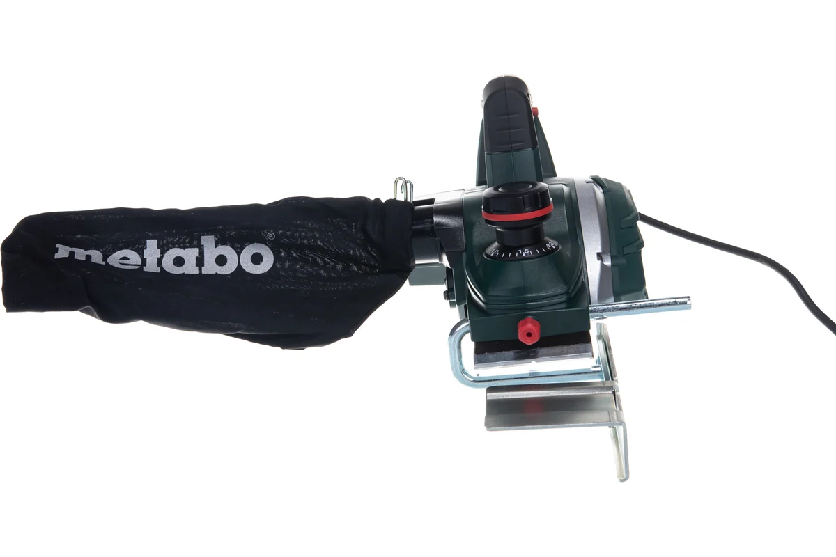 METABO Рубанок HO 26-82, 620Вт, ножи 82мм, гл. строг. 0-3мм, 17000об/мин., кор.