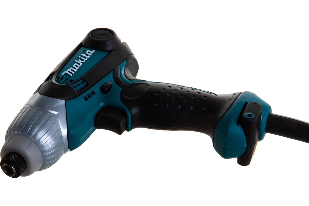 Makita Шуруповерт  TD0101, сетевой ударный, 230Вт, 0-3600 об/мин, 0.99 кг