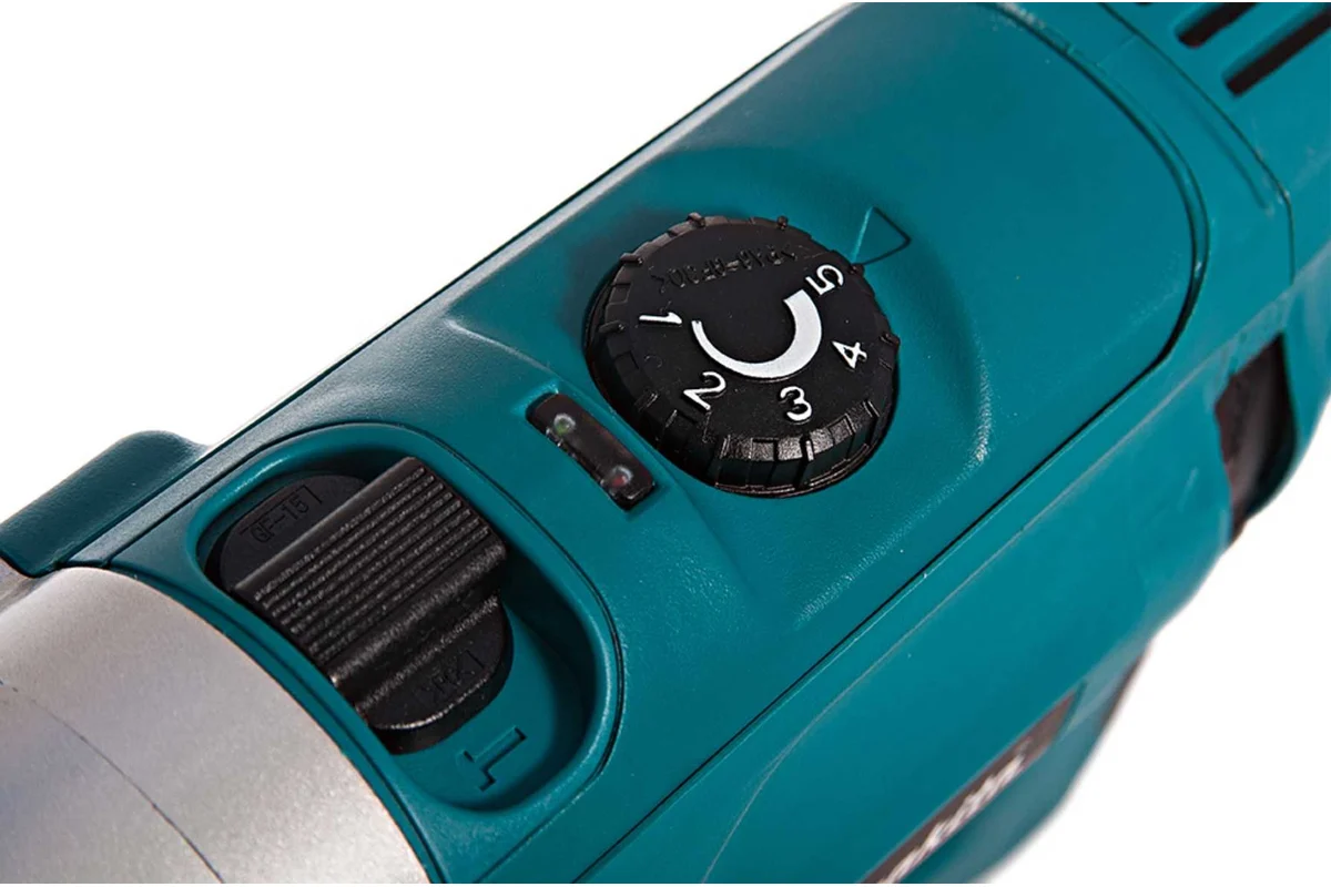 Makita Дрель ударная  HP 2070, 1010Вт,клп до 13мм, 0-1200/0-2900об/мин, кейс 