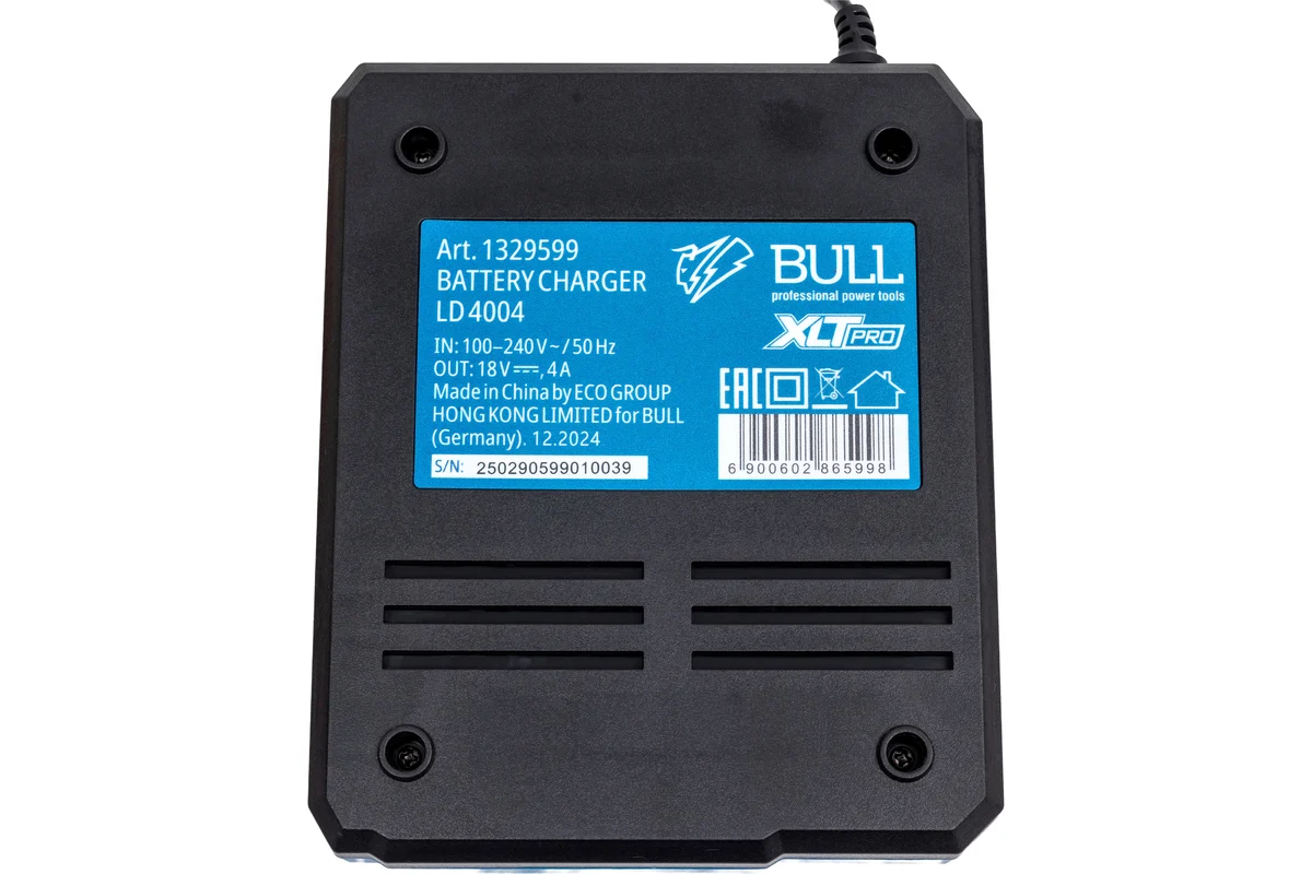 Зарядное устройство BULL LD 4004 1 слот, 4 А XLTpro