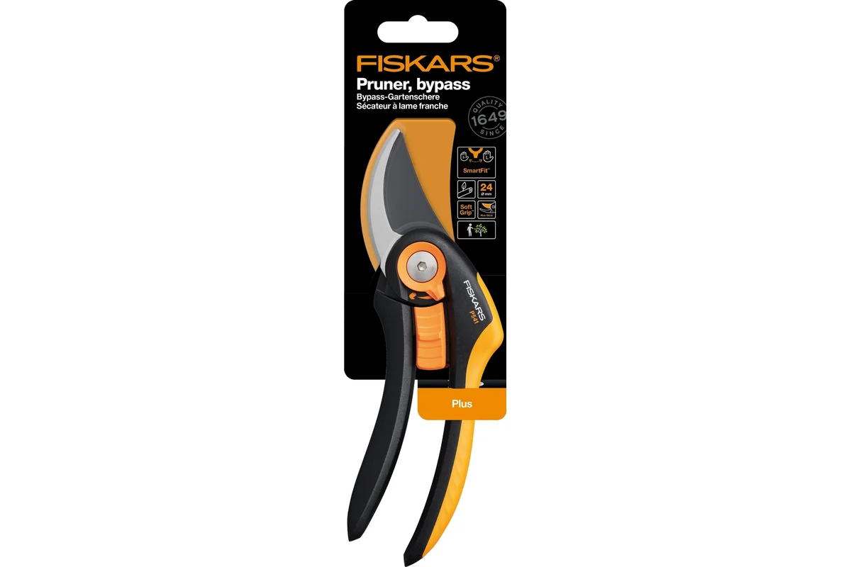 Секатор плоскостной FISKARS Plus Smartfit  P541