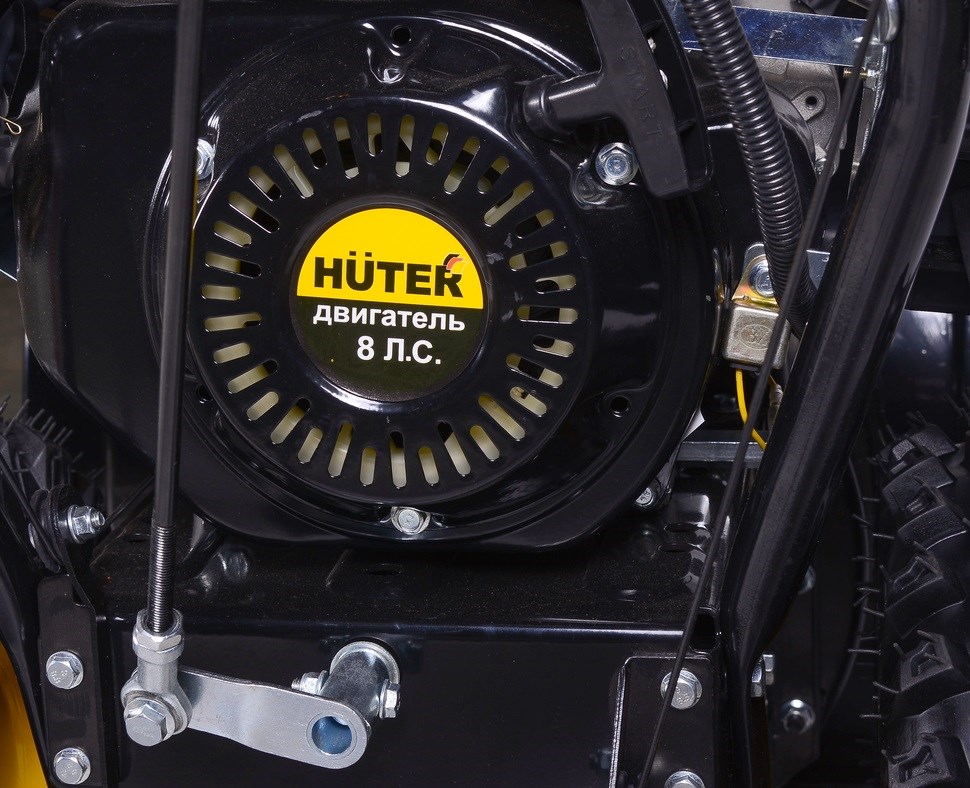 Снегоуборщик Huter SGC 6000, 8 л/с, ковш 62*54см, 6 вп/ 2 назад