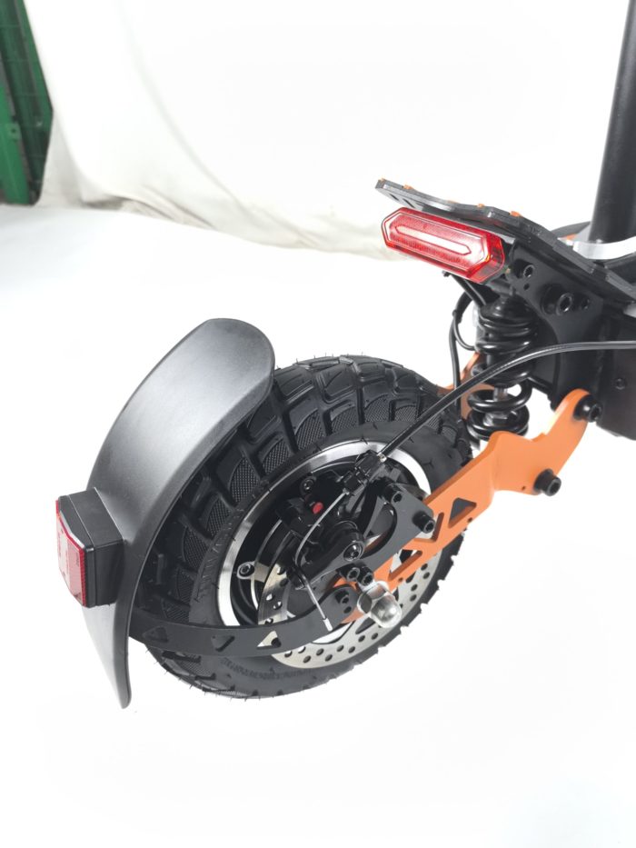 Электросамокат MOTIKO G2, акк.Li 48V 13Ah, дв. 48V 105/40H, max. ск. 40-45км/ч,