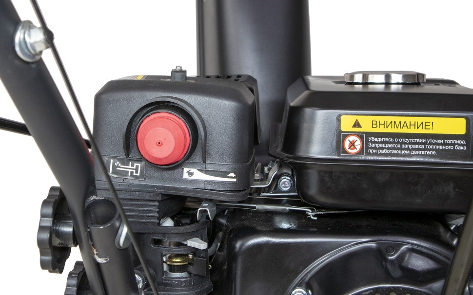 Снегоуборщик Huter SGC 4000B  7 л.с. ковш 56х42см, эл.стартер, 4вп/2назад
