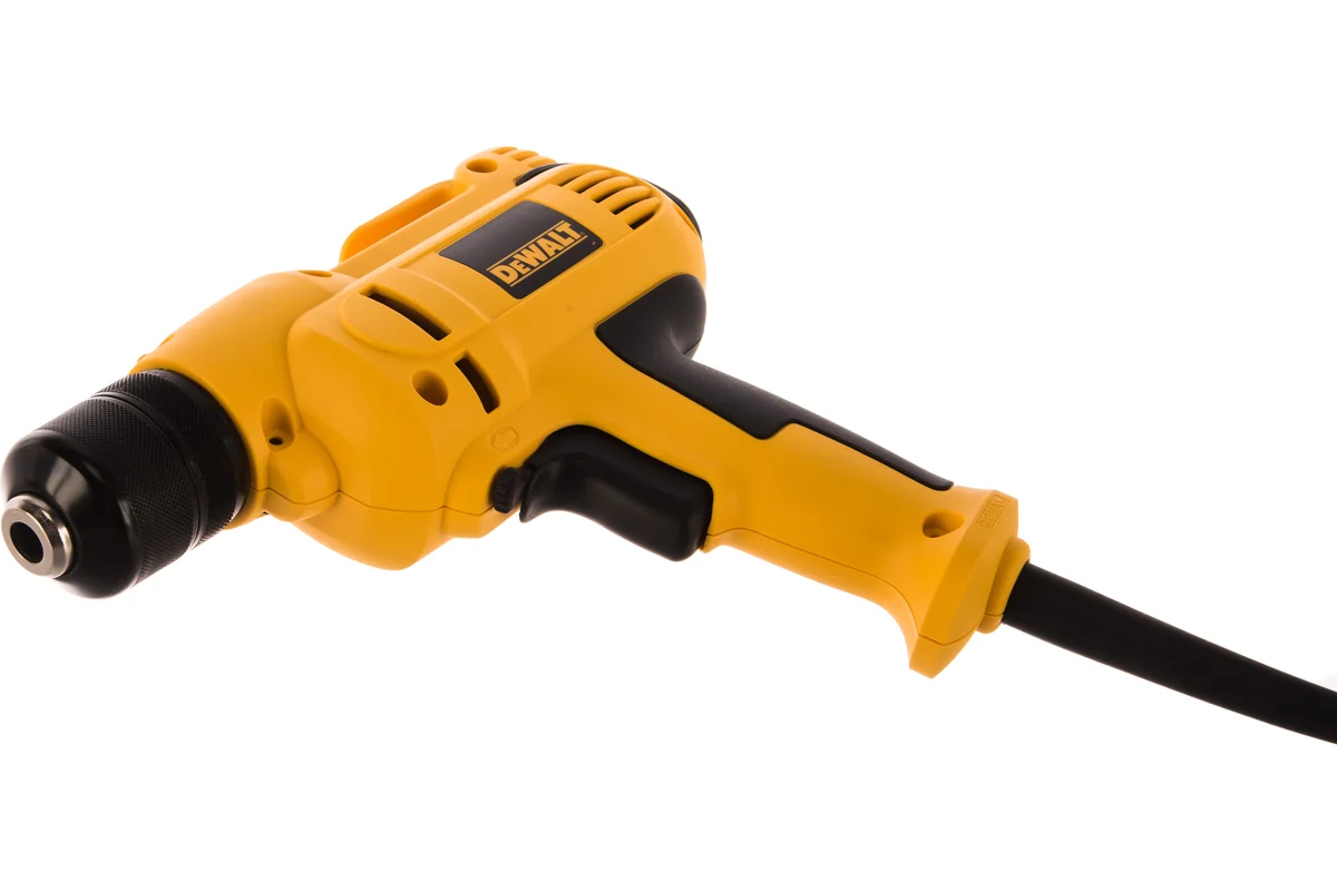 Дрель DeWalt  DWD 115 KS,  701Вт,БЗП-10мм,0-2500об\м,1.8кг,чем