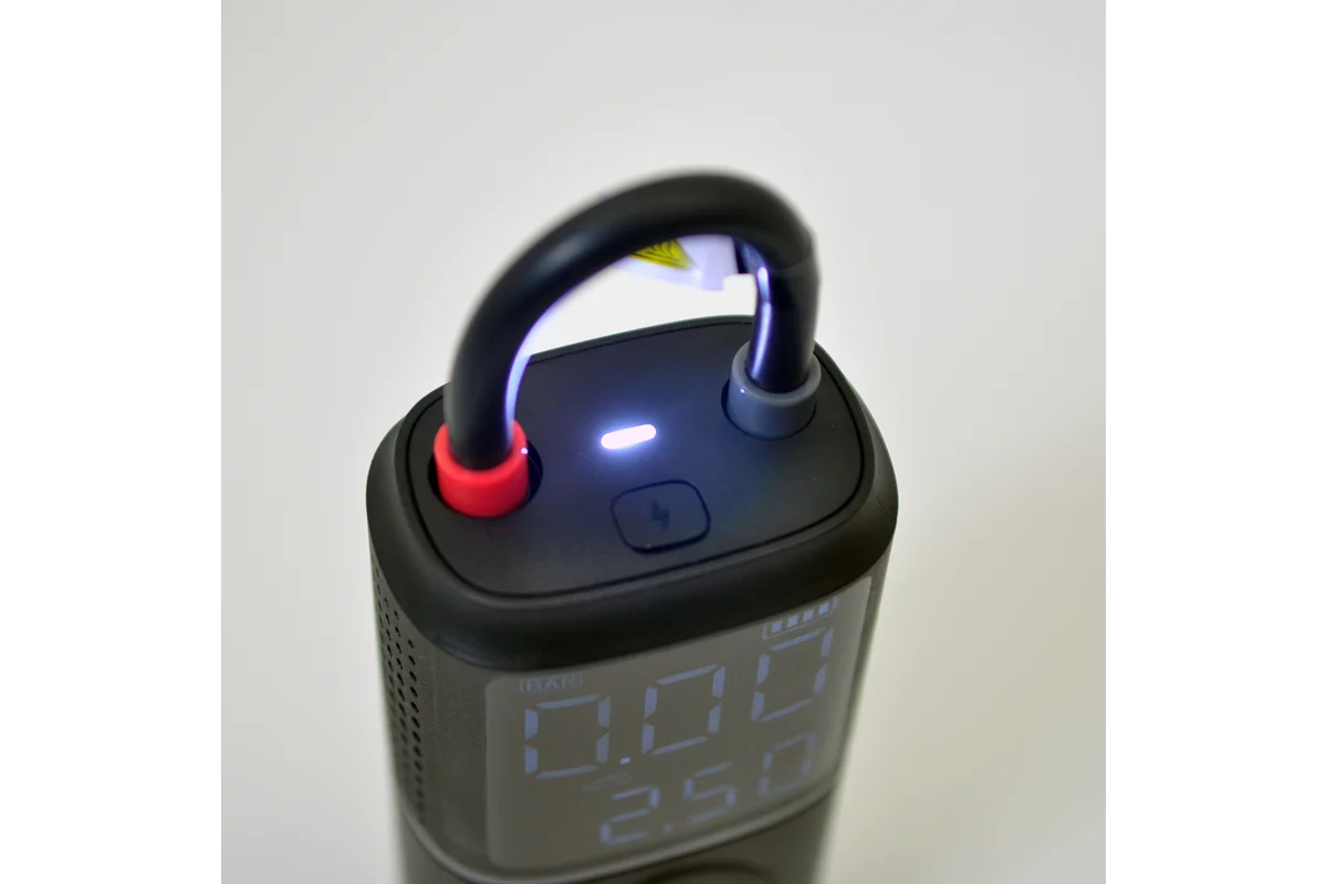 Аккумуляторный компрессор BERKUT DAC-COMPACT
