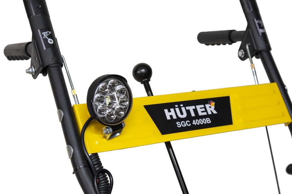 Снегоуборщик Huter SGC 4000B  7 л.с. ковш 56х42см, эл.стартер, 4вп/2назад