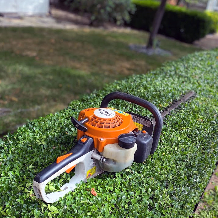 Бензоножницы STIHL НS 45 60см, 2-MIX, 0.75кВт/1.0л.с., 27.2см3, 5кг