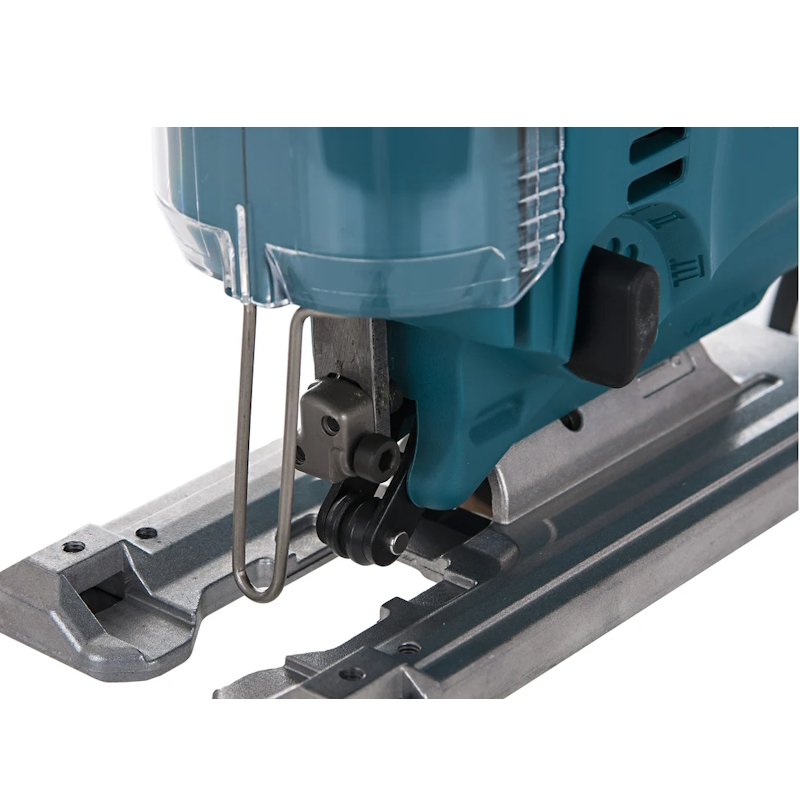 Makita Лобзик  4329КХ1,  450Вт, 500-3100об/мин, маятник. ход, гл.пропила 65мм, кейс+набор пилочек.
